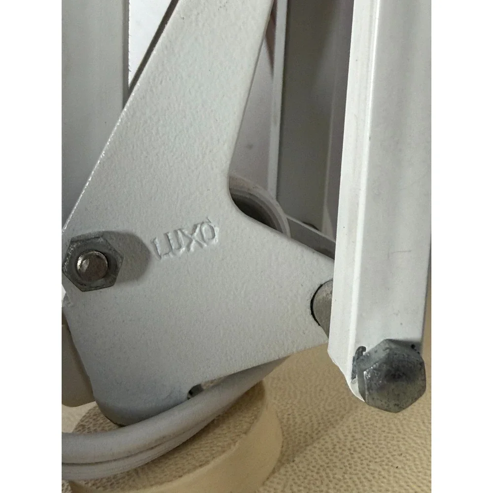 Vintage MCM LUXO Desk Lamp Industrial White w/ Base* TESTED Pixar